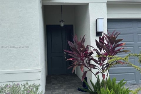 Villa ou maison à louer à Port St. Lucie, Floride: 2 chambres, 162.76 m2 № 1850839 - photo 6