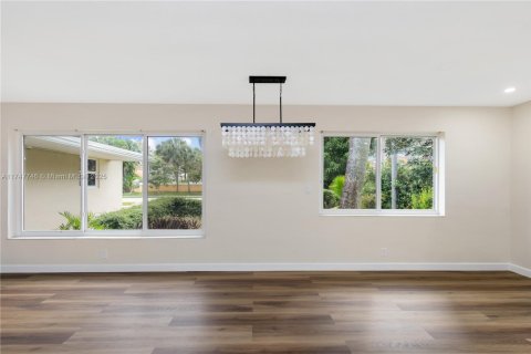 Купить виллу или дом в Холливуд, Флорида 2 спальни, 103.12м2, № 1985170 - фото 8