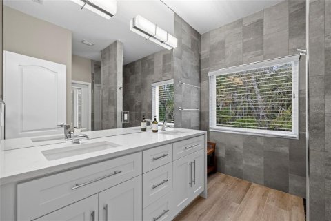 Casa en venta en Bradenton, Florida, 2 dormitorios, 158.03 m2 № 2115050 - foto 18