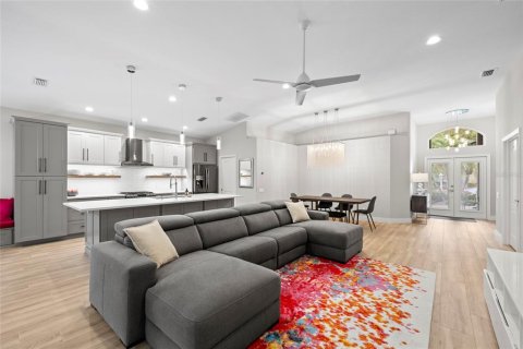 Casa en venta en Bradenton, Florida, 2 dormitorios, 158.03 m2 № 2115050 - foto 6
