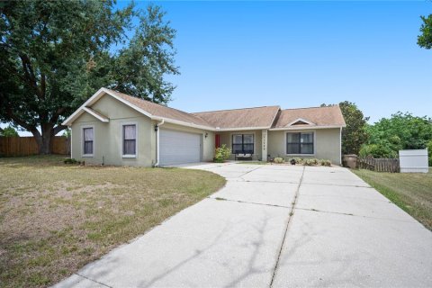 Casa en Clermont, Florida 4 dormitorios, 155.24 m2 № 2107708