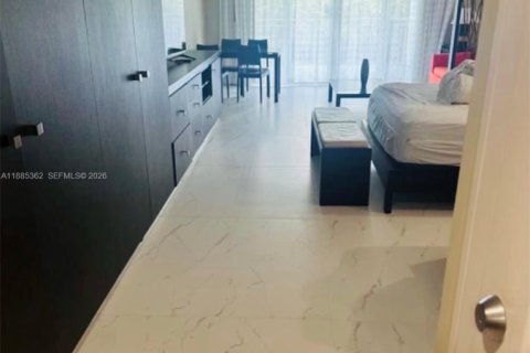 Condo in Doral, Florida, 1 bedroom  № 2052868 - photo 15