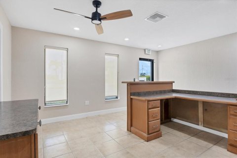 Immobilier commercial à vendre à Venice, Floride: 230.4 m2 № 1827243 - photo 18