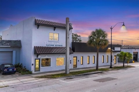 Immobilier commercial à vendre à Venice, Floride: 230.4 m2 № 1827243 - photo 1