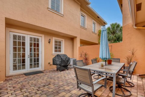 Townhouse in Jupiter, Florida 3 bedrooms, 153.29 sq.m. № 2275957 - photo 28