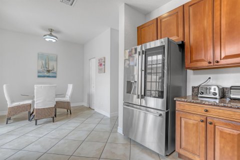 Townhouse in Jupiter, Florida 3 bedrooms, 153.29 sq.m. № 2275957 - photo 11