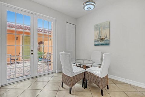 Townhouse in Jupiter, Florida 3 bedrooms, 153.29 sq.m. № 2275957 - photo 12