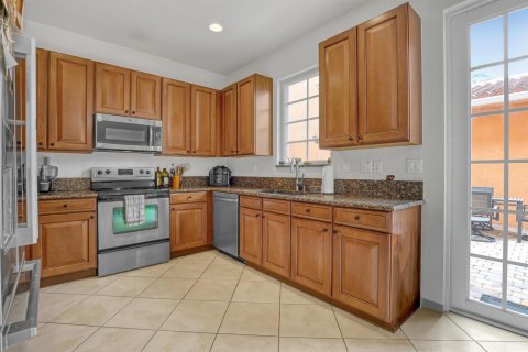 Townhouse in Jupiter, Florida 3 bedrooms, 153.29 sq.m. № 2275957 - photo 9
