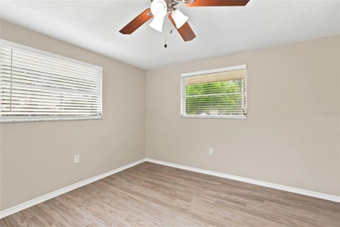 Villa ou maison à vendre à Nokomis, Floride: 3 chambres, 208.75 m2 № 2285356 - photo 25