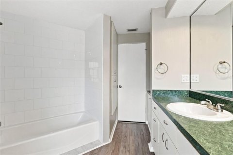 Villa ou maison à vendre à Nokomis, Floride: 3 chambres, 208.75 m2 № 2285356 - photo 26