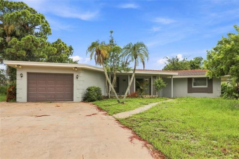 Villa ou maison à vendre à Nokomis, Floride: 3 chambres, 208.75 m2 № 2285356 - photo 5