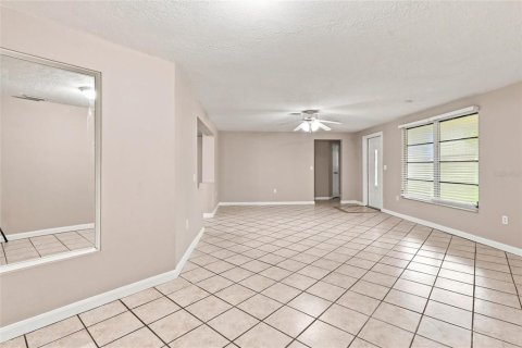 Villa ou maison à vendre à Nokomis, Floride: 3 chambres, 208.75 m2 № 2285356 - photo 12