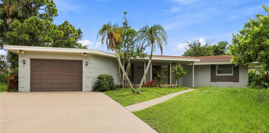Villa ou maison à Nokomis, Floride 3 chambres, 208.75 m2 № 2285356