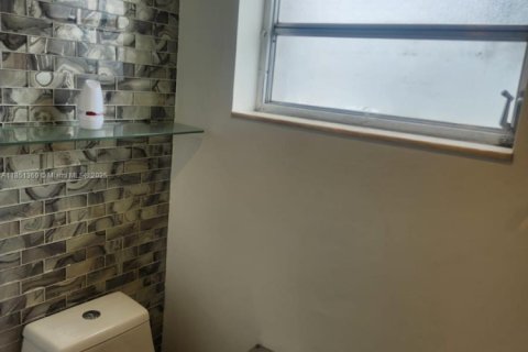 Copropriété à vendre à Miami, Floride: 2 chambres, 155.52 m2 № 1857392 - photo 21