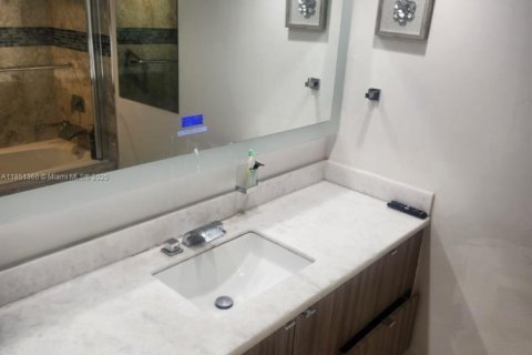 Copropriété à vendre à Miami, Floride: 2 chambres, 155.52 m2 № 1857392 - photo 24