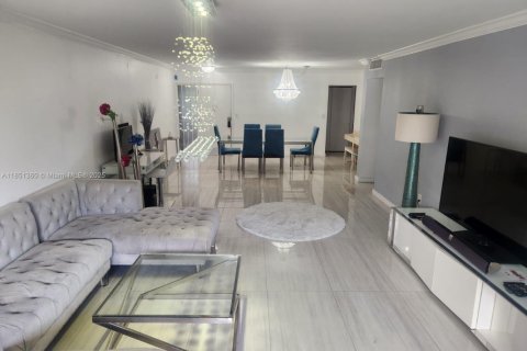 Copropriété à vendre à Miami, Floride: 2 chambres, 155.52 m2 № 1857392 - photo 8