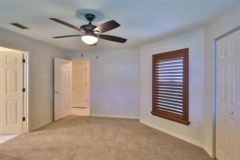 Townhouse in New Smyrna Beach, Florida 2 bedrooms, 192.77 sq.m. № 2196011 - photo 15