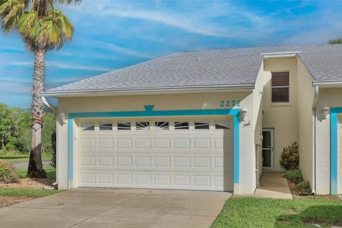 Townhouse in New Smyrna Beach, Florida 2 bedrooms, 192.77 sq.m. № 2196011 - photo 5