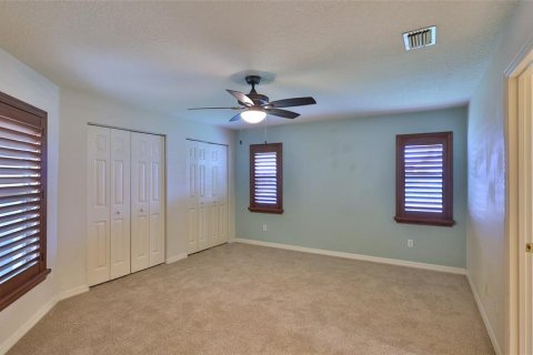 Townhouse in New Smyrna Beach, Florida 2 bedrooms, 192.77 sq.m. № 2196011 - photo 14