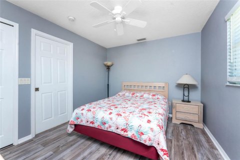House in Port Charlotte, Florida 3 bedrooms, 139.91 sq.m. № 1893911 - photo 30