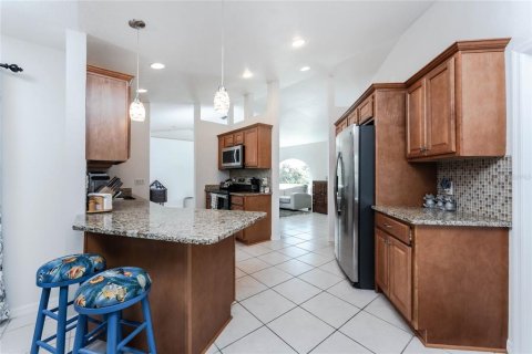House in Port Charlotte, Florida 3 bedrooms, 139.91 sq.m. № 1893911 - photo 15