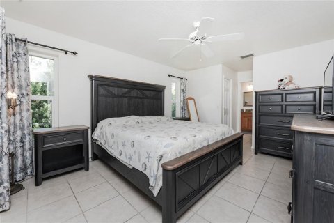 House in Port Charlotte, Florida 3 bedrooms, 139.91 sq.m. № 1893911 - photo 22