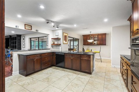 Villa ou maison à vendre à Lakeland, Floride: 3 chambres, 229.84 m2 № 2349795 - photo 9