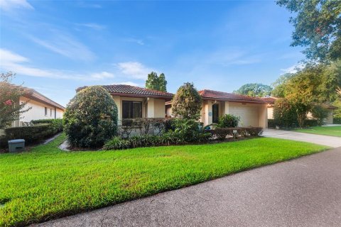 House in Lakeland, Florida 3 bedrooms, 229.84 sq.m. № 2349795