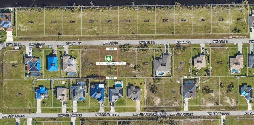 Terrain à Cape Coral, Floride № 1958933