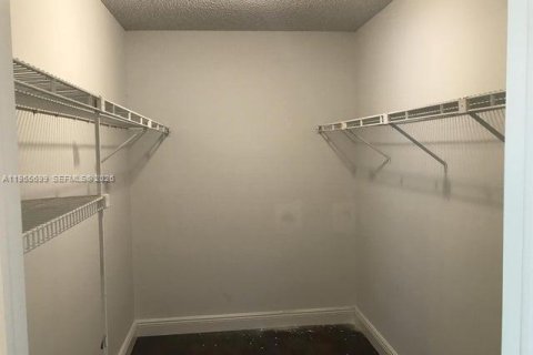 Casa en venta en West Palm Beach, Florida, 3 dormitorios, 134.43 m2 № 2009695 - foto 8