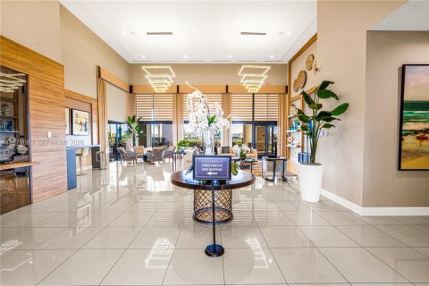 Adosado en venta en Hialeah, Florida, 3 dormitorios, 137.77 m2 № 2045577 - foto 29