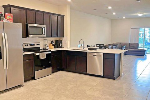 Touwnhouse à louer à Davenport, Floride: 3 chambres, 157.84 m2 № 2406420 - photo 3