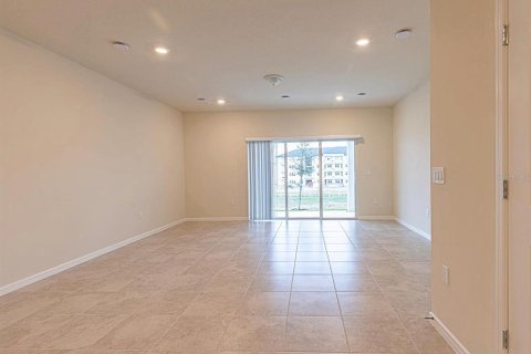 Touwnhouse à louer à Davenport, Floride: 3 chambres, 157.84 m2 № 2406420 - photo 7