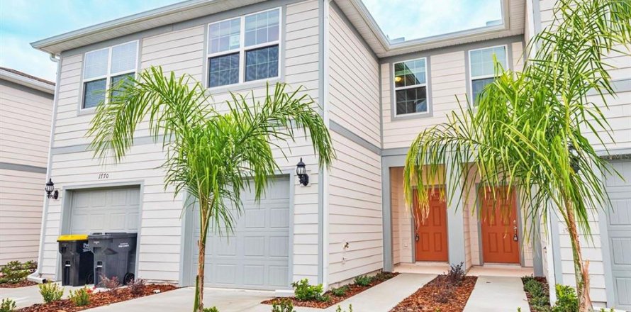 Touwnhouse à Davenport, Floride 3 chambres, 157.84 m2 № 2406420