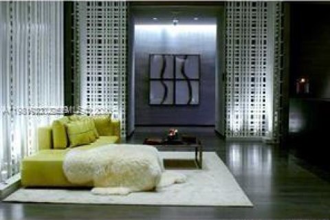 Condo in Hallandale Beach, Florida, 3 bedrooms  № 2052950 - photo 27