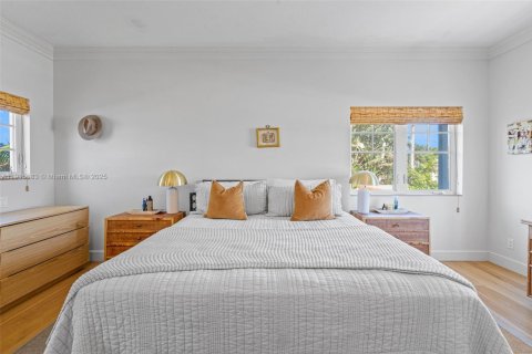 House in West Palm Beach, Florida 3 bedrooms, 182.74 sq.m. № 1971660 - photo 30