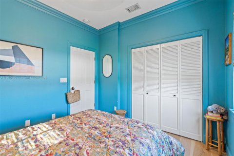 House in West Palm Beach, Florida 3 bedrooms, 182.74 sq.m. № 1971660 - photo 25