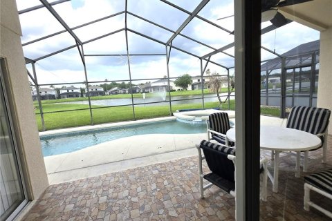 Casa en alquiler en Kissimmee, Florida, 4 dormitorios, 170.01 m2 № 2096424 - foto 3
