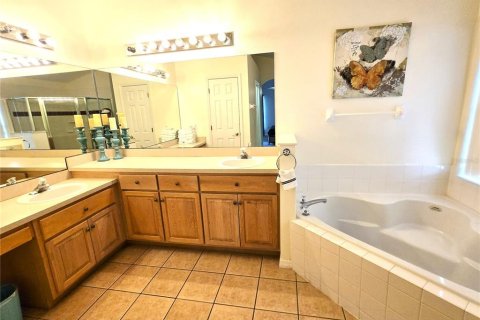 Casa en alquiler en Kissimmee, Florida, 4 dormitorios, 170.01 m2 № 2096424 - foto 12