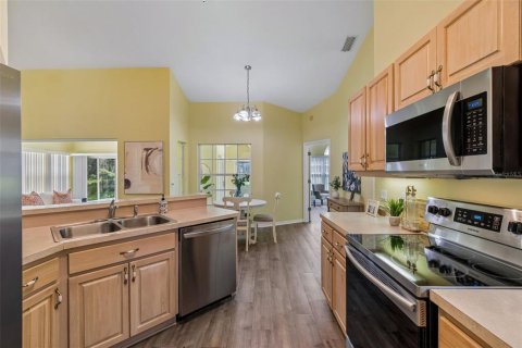 Casa en venta en Spring Hill, Florida, 3 dormitorios, 215.35 m2 № 2199408 - foto 20