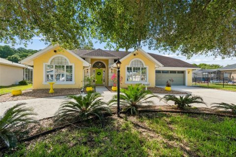 Casa en venta en Spring Hill, Florida, 3 dormitorios, 215.35 m2 № 2199408 - foto 2