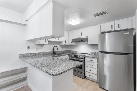 Appartement à louer à Saint Petersburg, Floride: 1 chambre, 59.46 m2 № 2216051 - photo 5