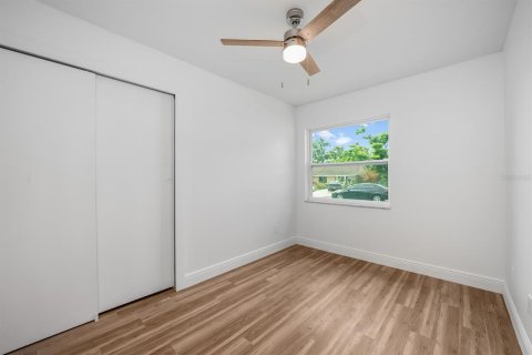 House in Seffner, Florida 3 bedrooms, 120.77 sq.m. № 1782271 - photo 19
