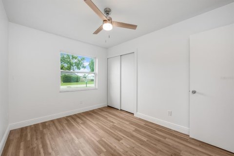 House in Seffner, Florida 3 bedrooms, 120.77 sq.m. № 1782271 - photo 22
