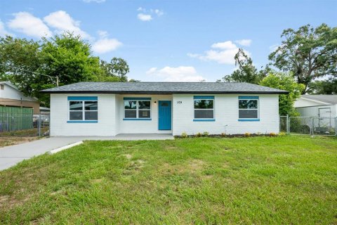 House in Seffner, Florida 3 bedrooms, 120.77 sq.m. № 1782271 - photo 4