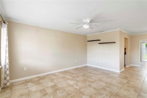 House in Sarasota, Florida 3 bedrooms, 111.48 sq.m. № 1815812 - photo 2