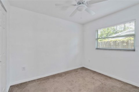 House in Sarasota, Florida 3 bedrooms, 111.48 sq.m. № 1815812 - photo 15