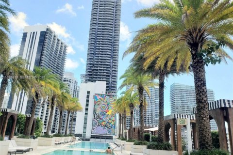 Copropriété à louer à Miami, Floride: 1 chambre, 81.01 m2 № 2192846 - photo 10