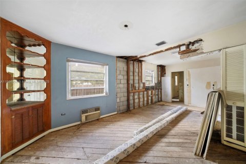 Купить виллу или дом в Майами, Флорида 3 спальни, 176.14м2, № 1957819 - фото 11