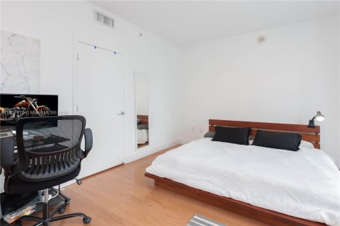 Copropriété à vendre à Miami, Floride: 2 chambres, 118.36 m2 № 1957599 - photo 14